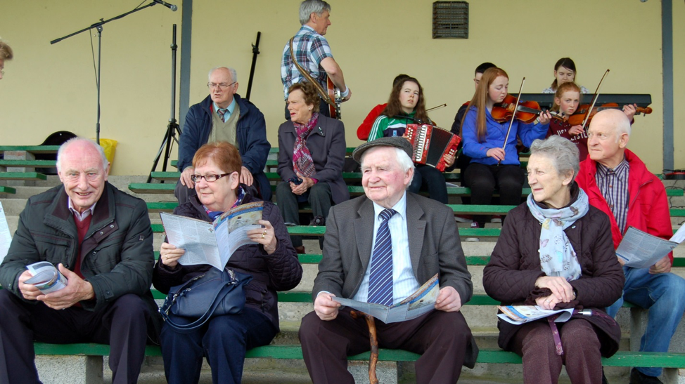 Participants from Engaging Older Members – Lunch Club programme delivered in Ballinderreen GAA club 